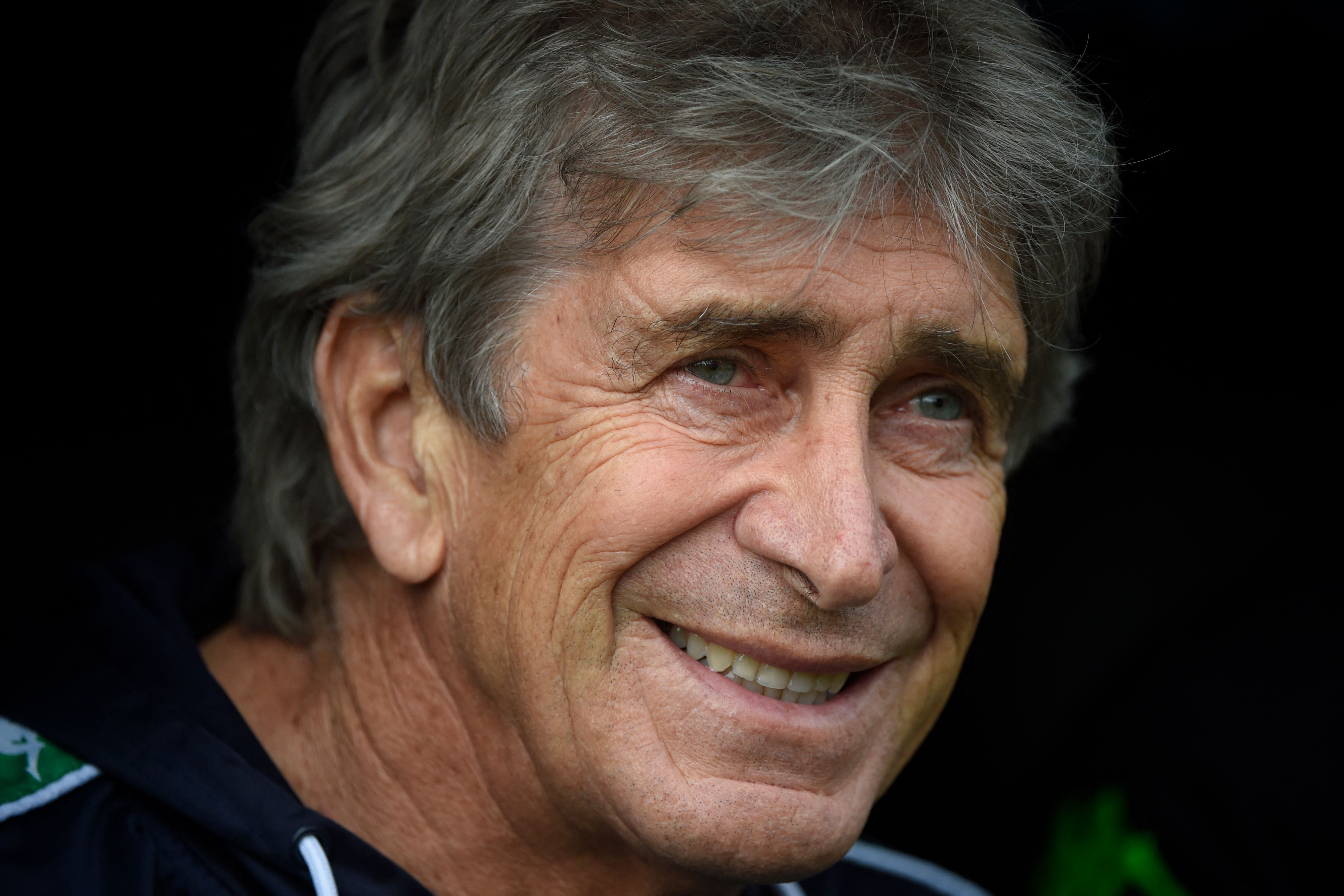 Pellegrini, en un partido del Betis