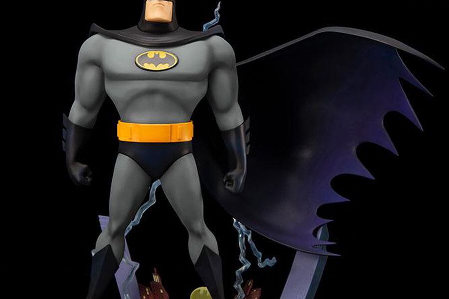 La nueva figura de Kotobukiya inmortaliza la intro de Batman: La serie  animada - La Tercera