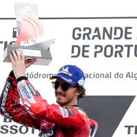 El campeón de MotoGP Francesco Bagnaia muestra sus credenciales y se queda con el Gran Premio de Portugal