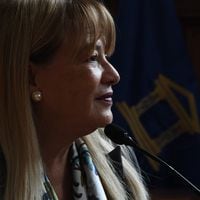 Portazo 2.0 a Blanco: Corte de Santiago descarta pronunciarse sobre inhabilidades de ministros de la Comisión de Ética