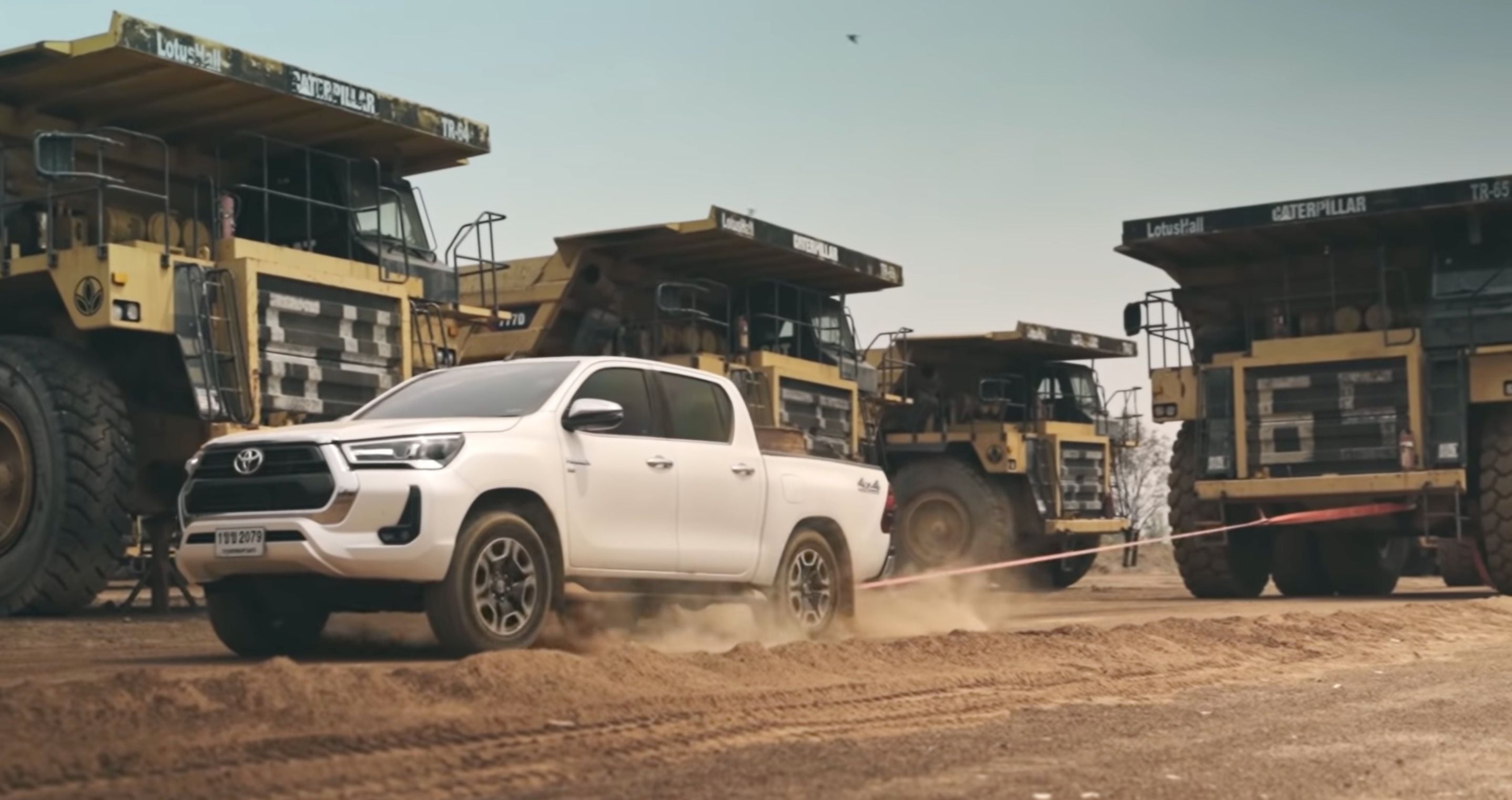 Toyota al parecer tiene todo listo para estrenar la primera Hilux electrificada