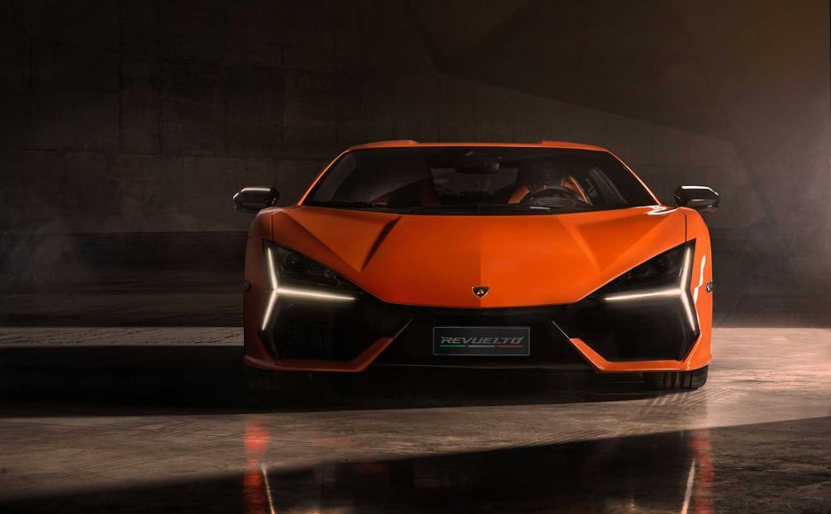 Lamborghini Revuelto