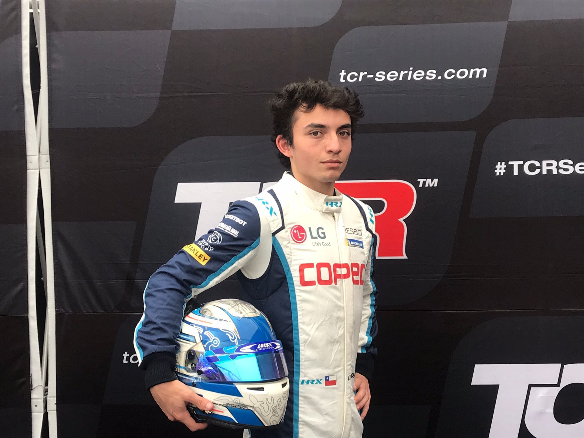 Nico Pino en el GT4, en Portugal.