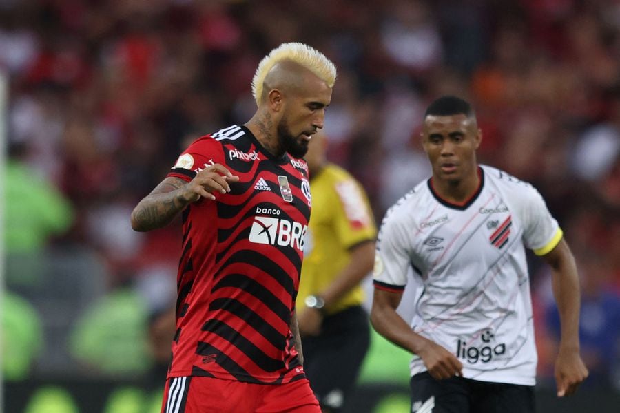 Arturo Vidal Y Flamengo Vencen Al Athletico Paranaense Y Clasifican A La Semifinal De La Copa 7926
