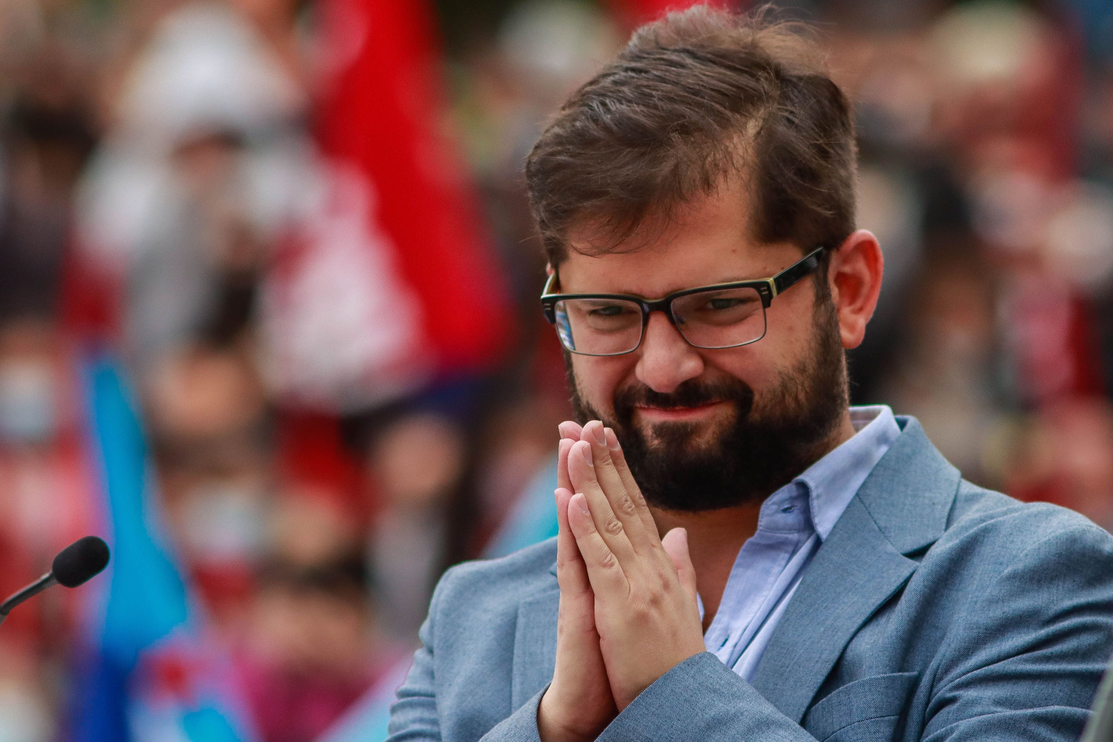 Gabriel Boric participa en un encuentro en la comuna de San Joaquín