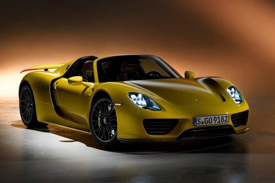 Porsche-918_Spyder-2015-1280-03-900x600.jpg