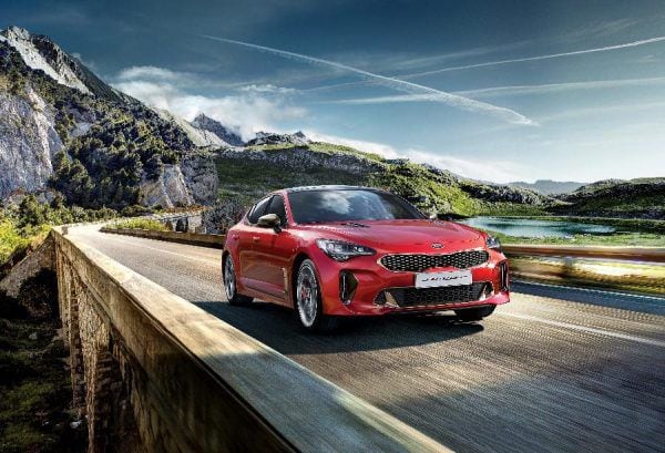 Kia-Stinger-14-600x409.jpg