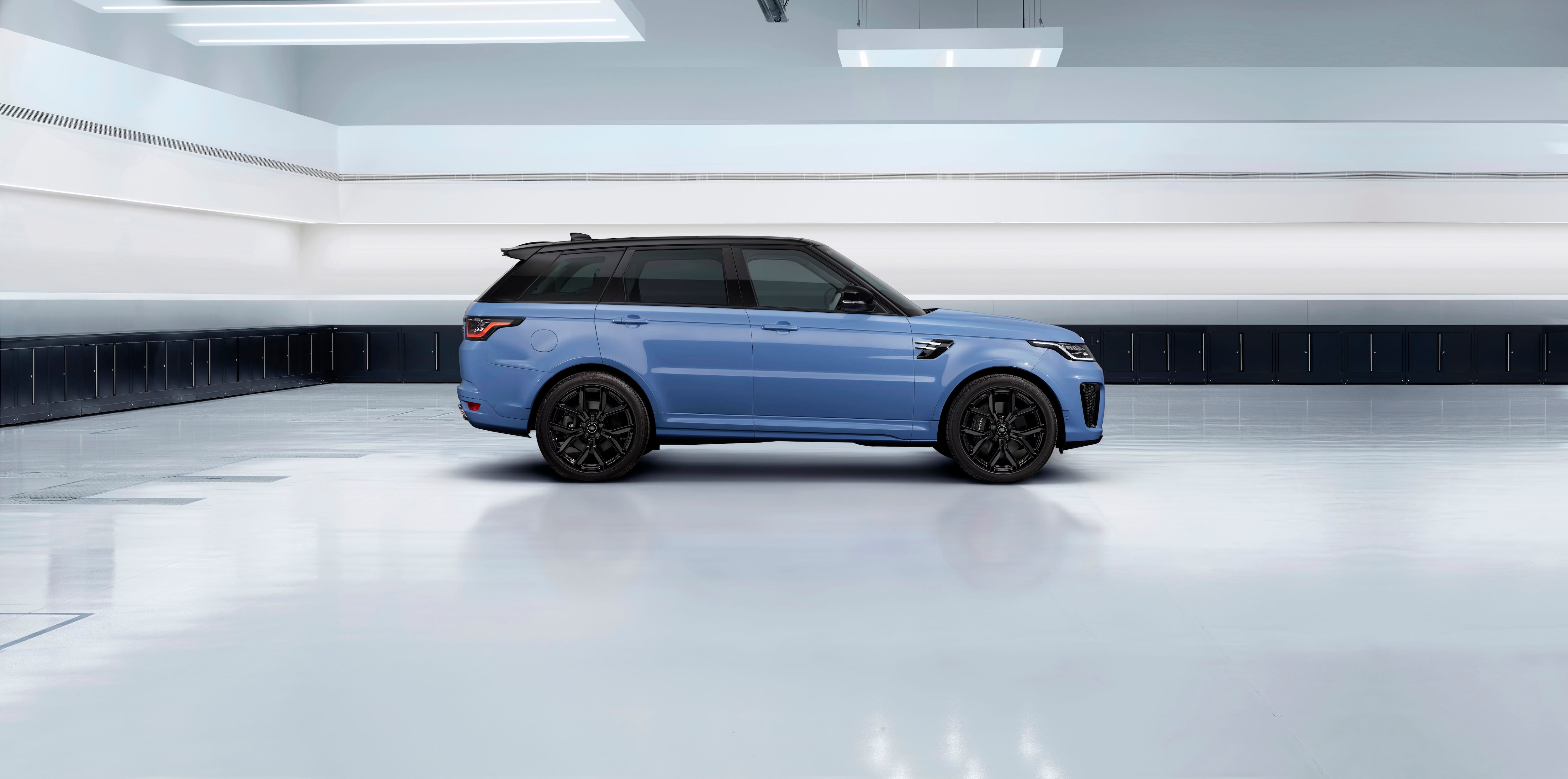 Range Rover Sport SVR Ultimate Edition