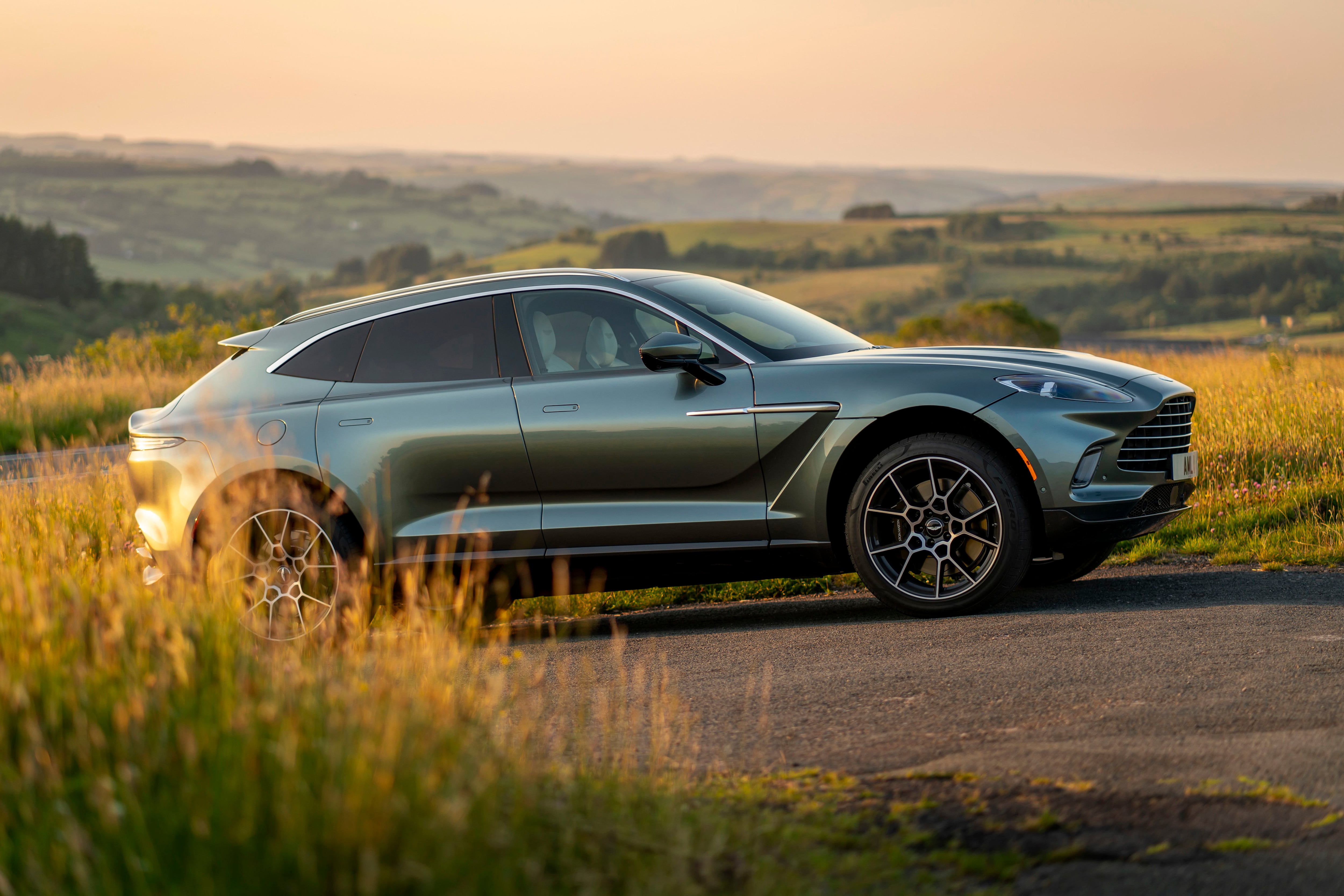 Aston Martin DBX