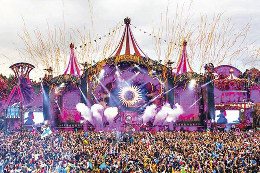 Tomorrowland: Dentro del festival de música electrónica más grande del  mundo - La Tercera