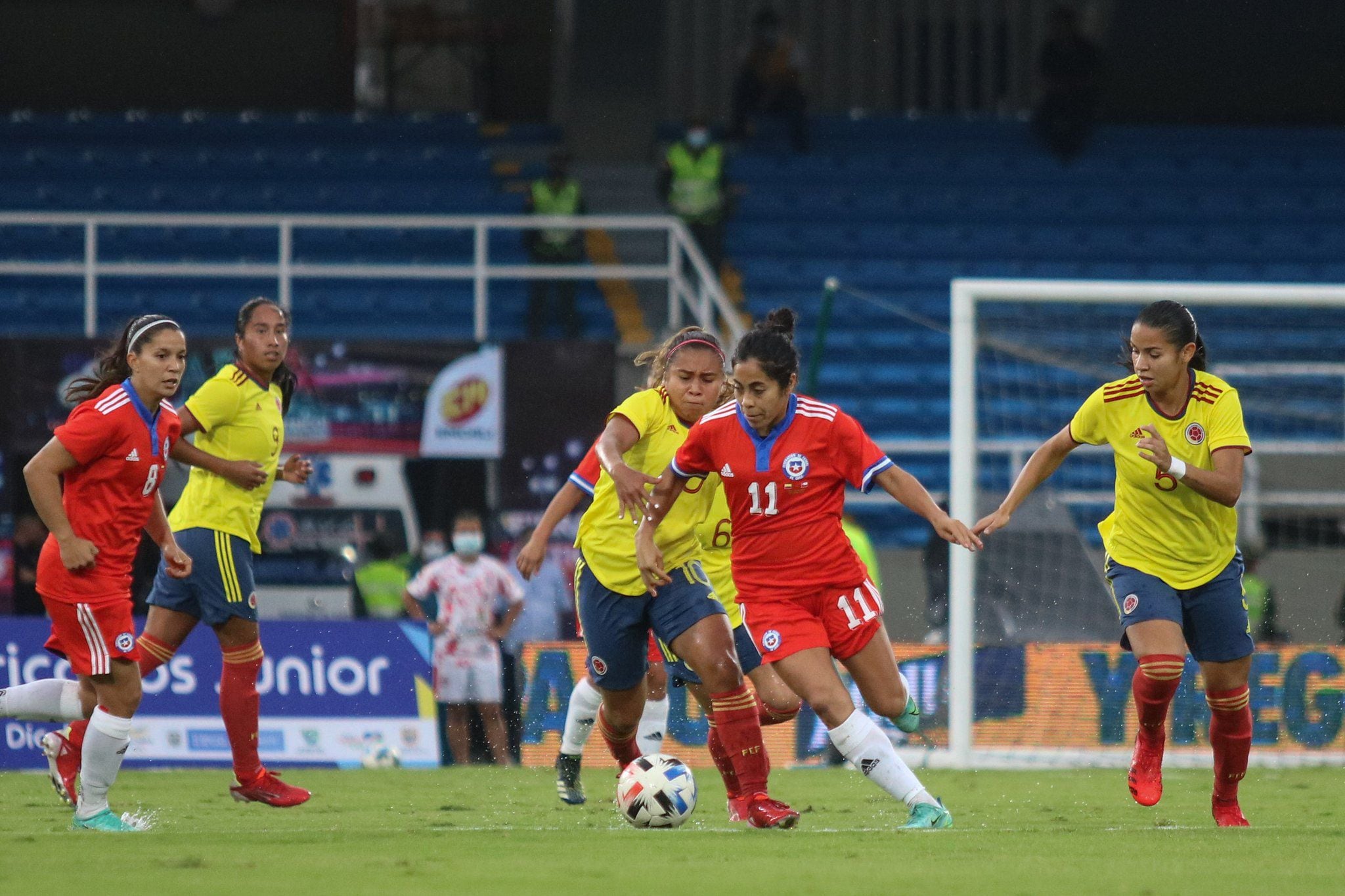 Yessenia López Chile - Colombia