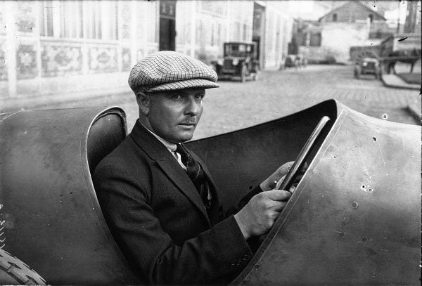 Albert_Divo_at_the_1924_French_Grand_Prix-600x407.jpg