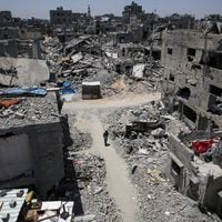 Los combates recrudecen en el sur de Gaza y ataques israelíes alcanzan el centro de la franja