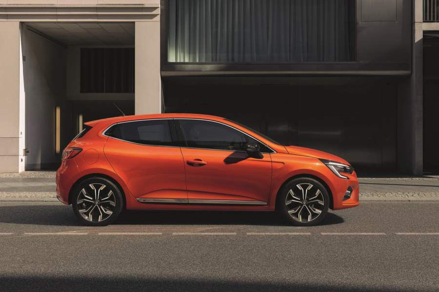 Renault-Clio-2020-1280-06-900x600.jpg