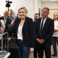 Desde la Redacción | La extrema derecha toma la delantera en las elecciones legislativas en Francia