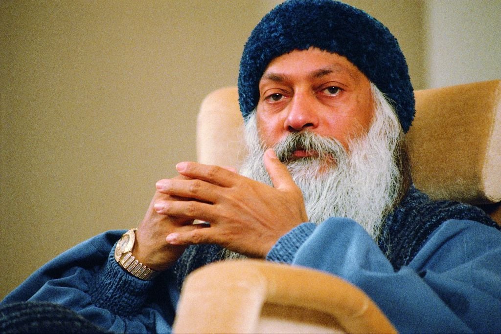 Los escándalos de Osho, el “gurú del sexo” que forjó un imperio en base a la espiritualidad