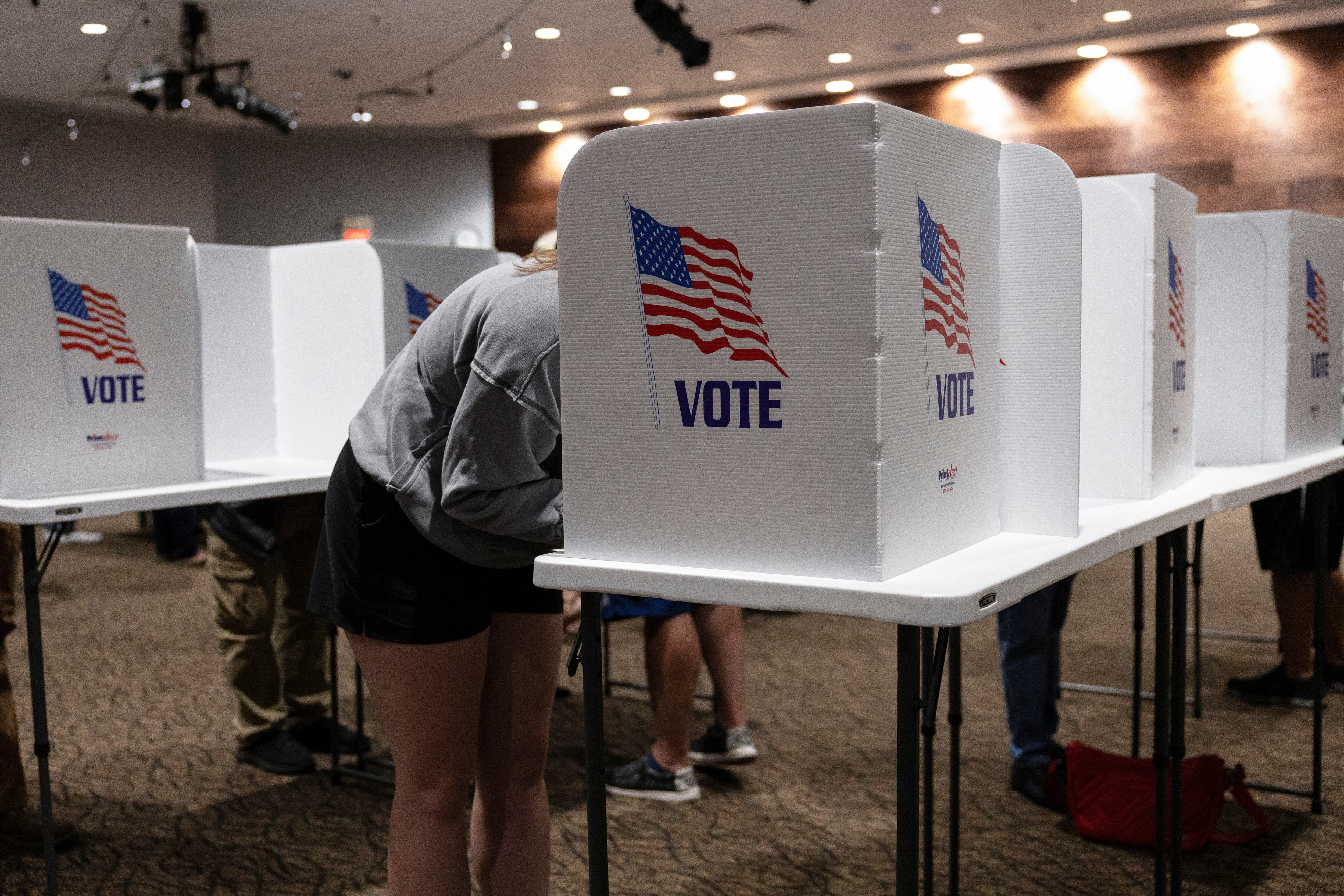 La gente vota en%Jhelecciones presidenciales eKun�sn Springfield, Ohio, el 5 de noviembre de 2024. Foto: Reuters