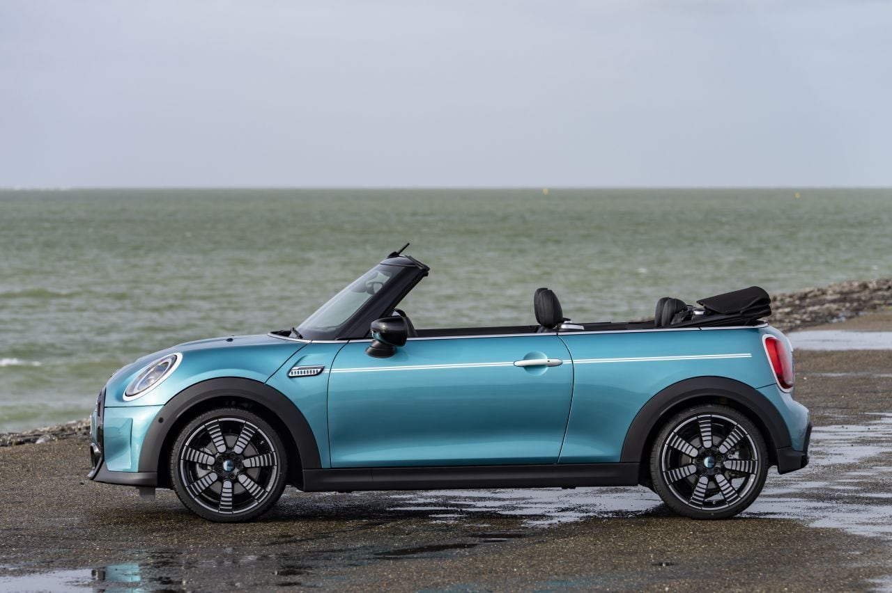 MINI Cabrio