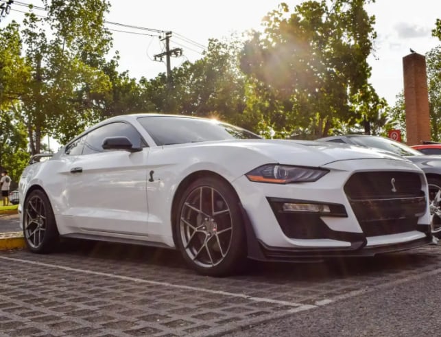 Ford Mustang by Tito