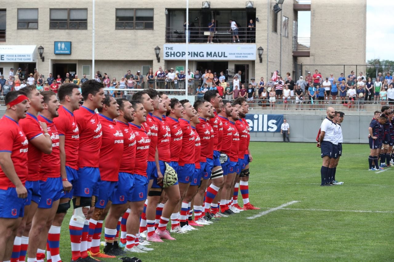 Los Cóndores entonan el himno nacional en la previa del duelo frente a Estados Unidos.