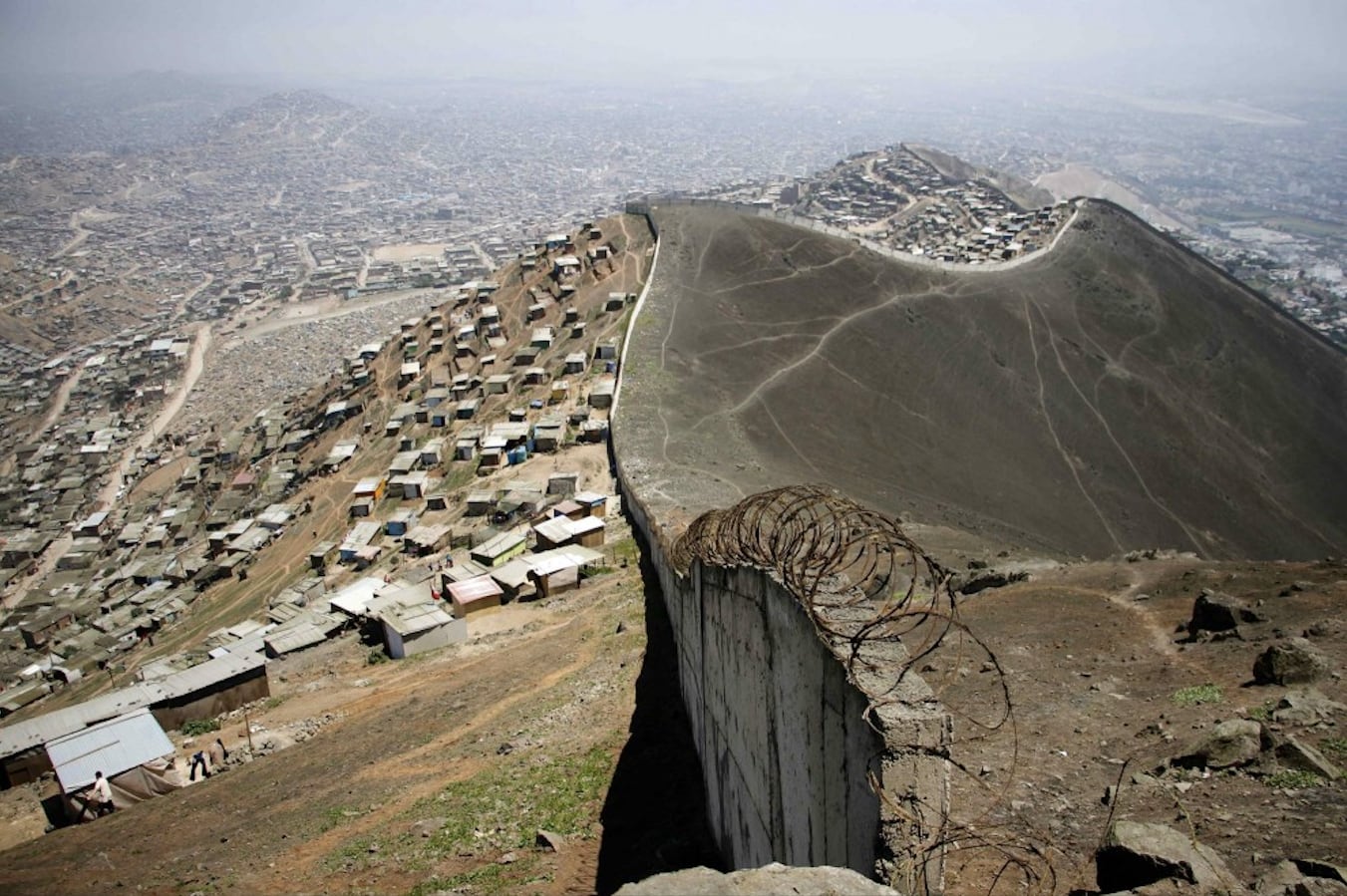 muro de la verguenza lima