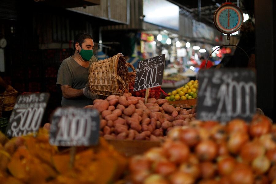 Inflación anual de Chile a agosto solo es superada por la de Venezuela y Argentina en la región