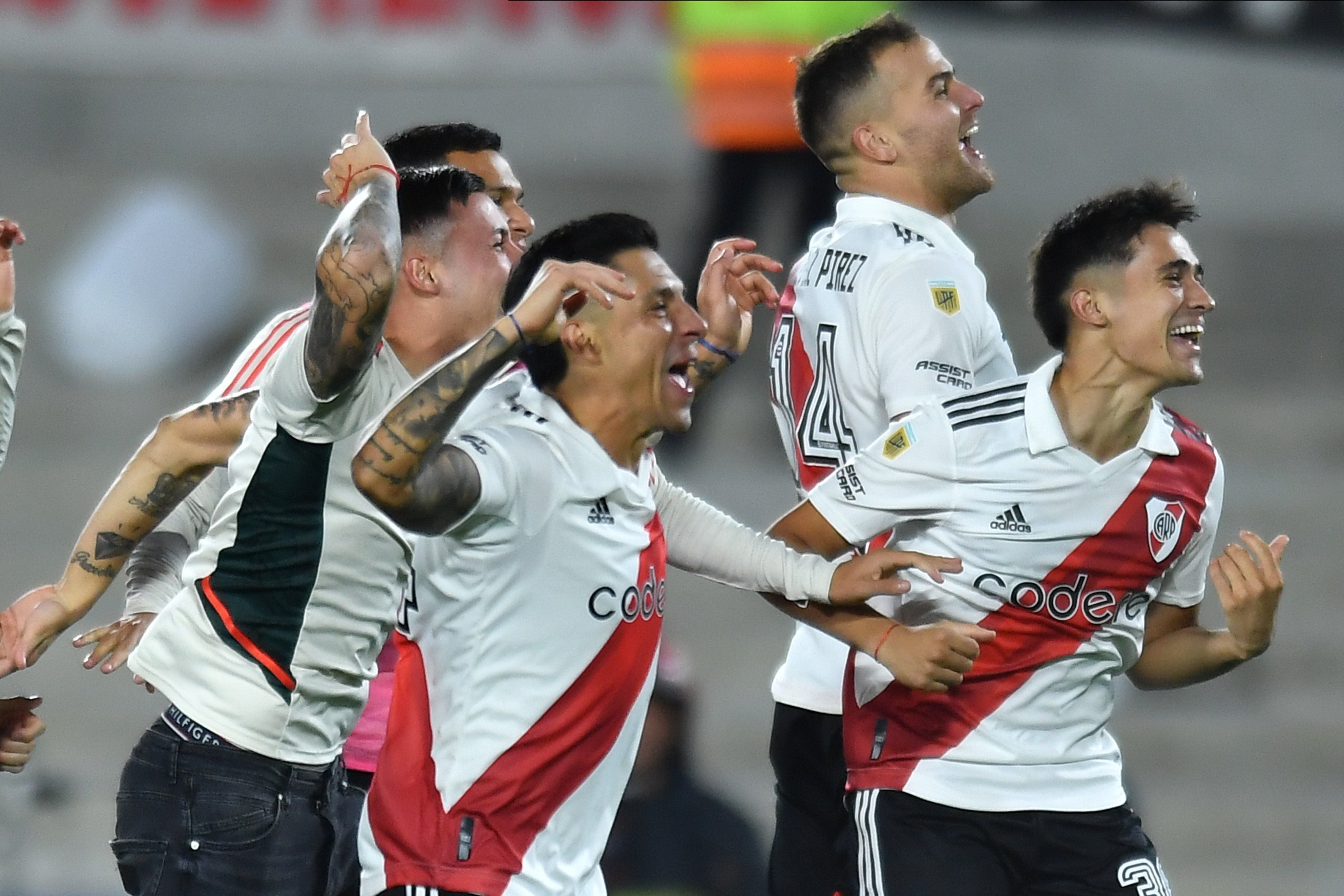 Pablo Solari, en pleno festejo