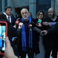 “Tenemos que elevar los estándares”: ministro Montes valora que Euromarina II haya sido declarado inhabitable tras socavón 