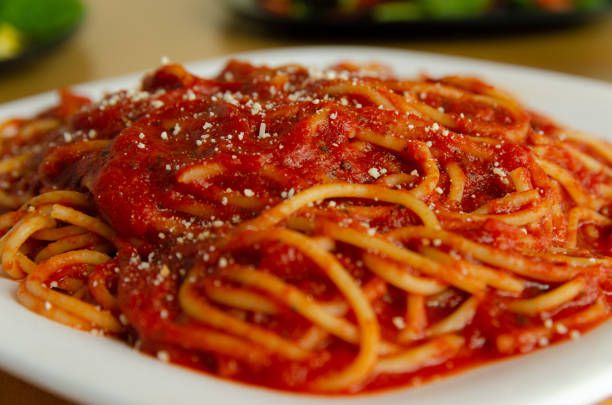 Boloñesa, putanesca o con hongos: nueve salsas de tomate para la pasta