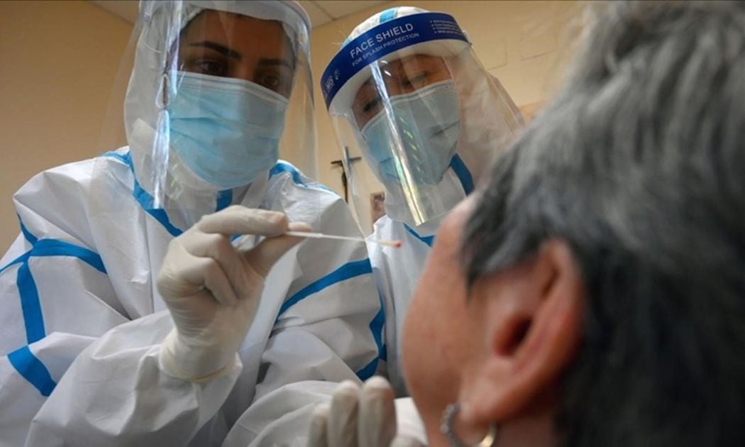 Estudio infecta intencionalmente de Covid a un grupo de personas y descubre varios mitos sobre el coronavirus y la pandemia