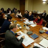 Ley de Migración: comisión de la Cámara aprueba indicación que prioriza acceso a la educación de chilenos por sobre extranjeros