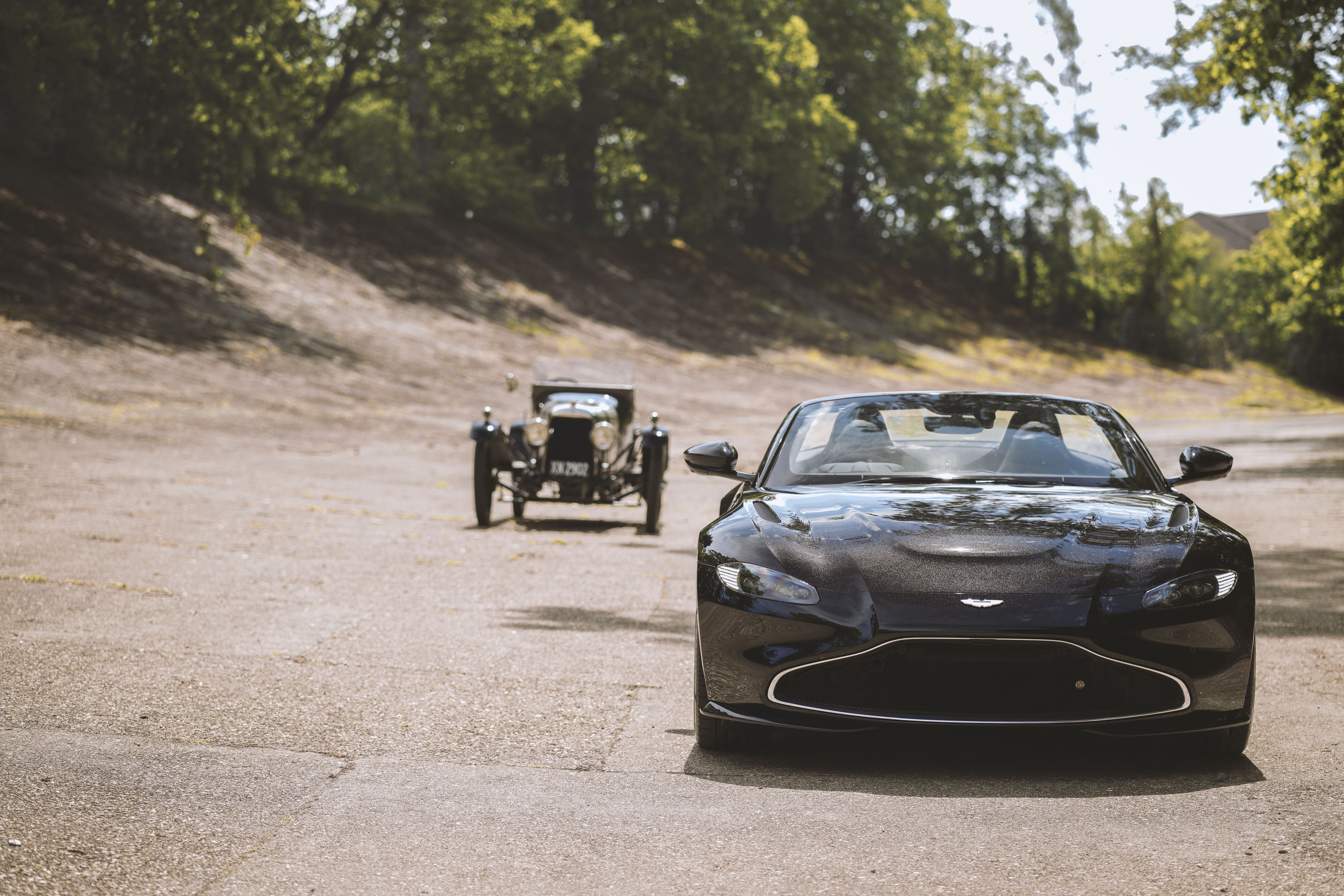 Aston Martin festeja los 100 años del coche A3, su sobreviviente de  carreras más veterano - La Tercera